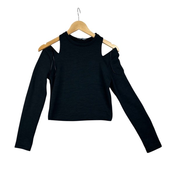 Zara Cold Shoulder Sweater size Small Black - Picture 1 of 6
